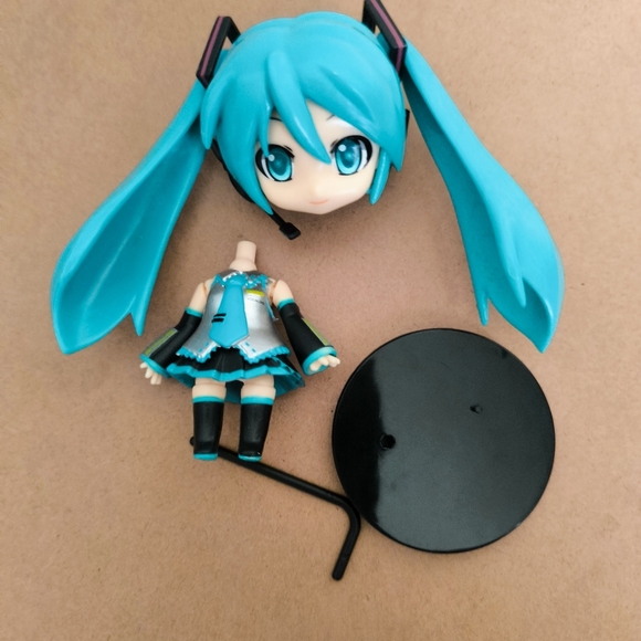 Hatsune Miku Mini Figure - Picture 5 of 5